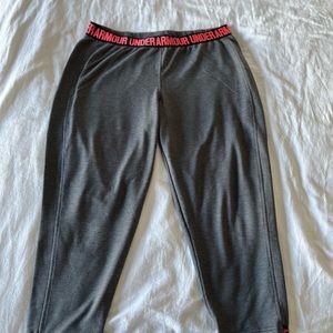 Under Armour Cropped Gym Pants
